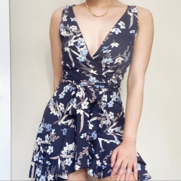 DRESS FORUM Blue Floral Sleeveless Ruffle Tie Mini Dress - Picture 2 of 13